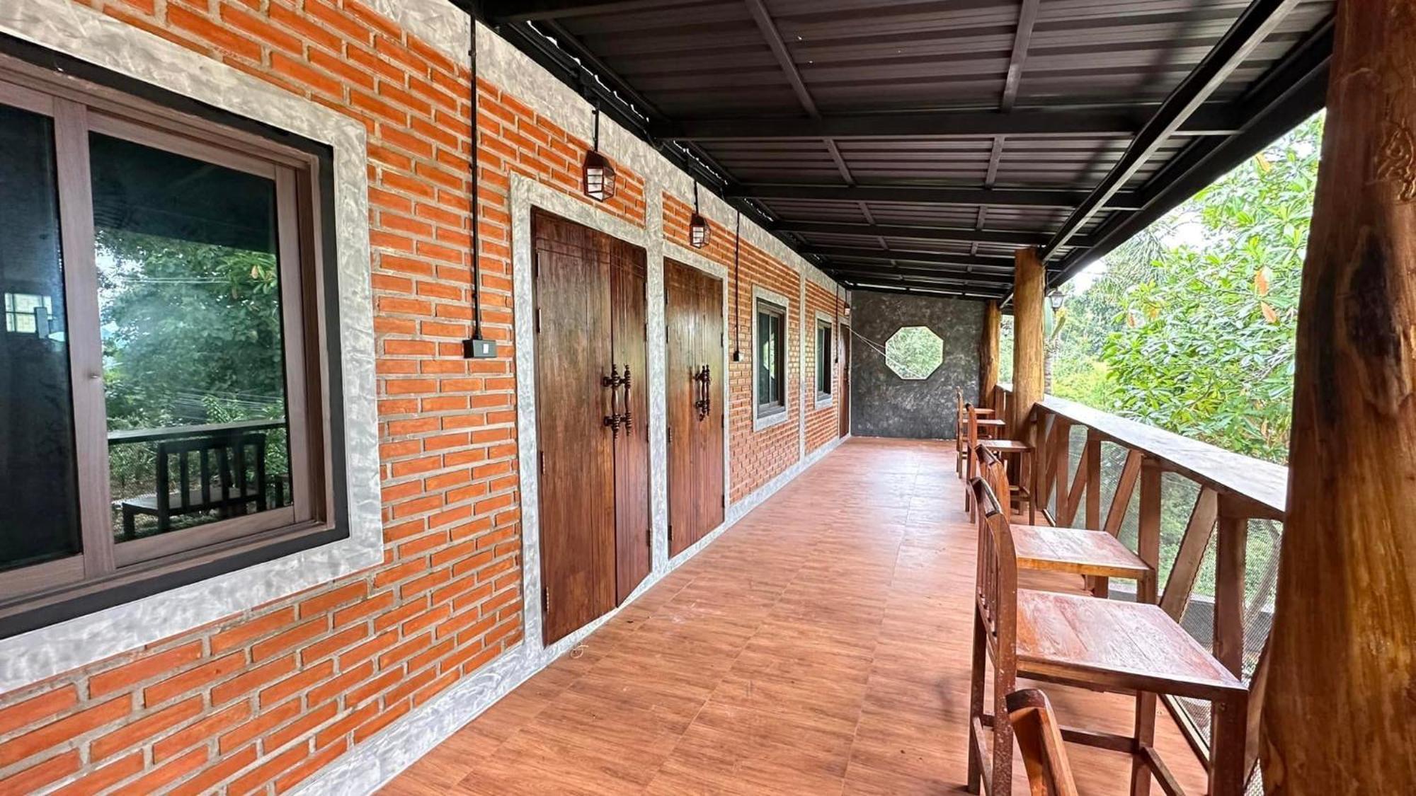 Ban Pataraphan: Traditional Thai Retreat in Khunyuam, Maehongson Ban Khun Yuam Exterior photo